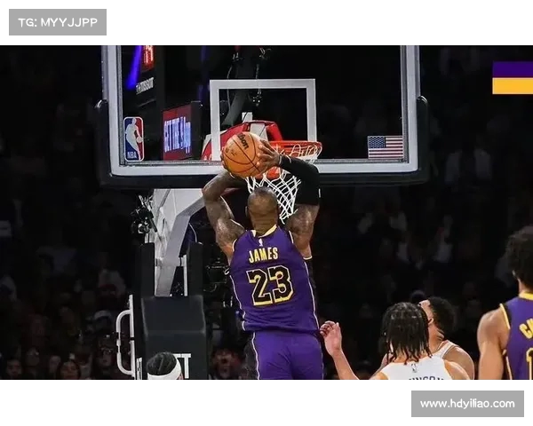 NBA历史十大最震撼暴扣瞬间 这些扣篮让全场为之疯狂 NBA历史十大最震撼暴扣瞬间 这些扣篮让全场为之疯狂